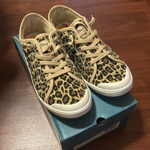 NEW Blowfish Malibu Leopard Women’s